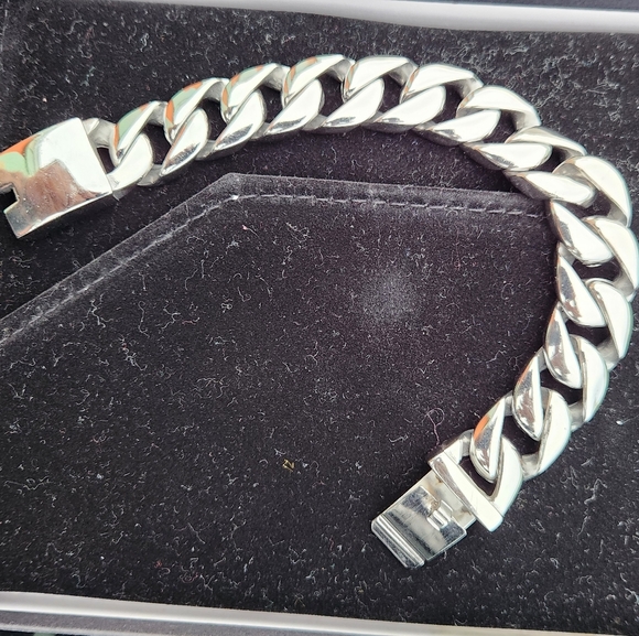 STAINLESS STEEL CUBAN BRACELET - Picture 1 of 2
